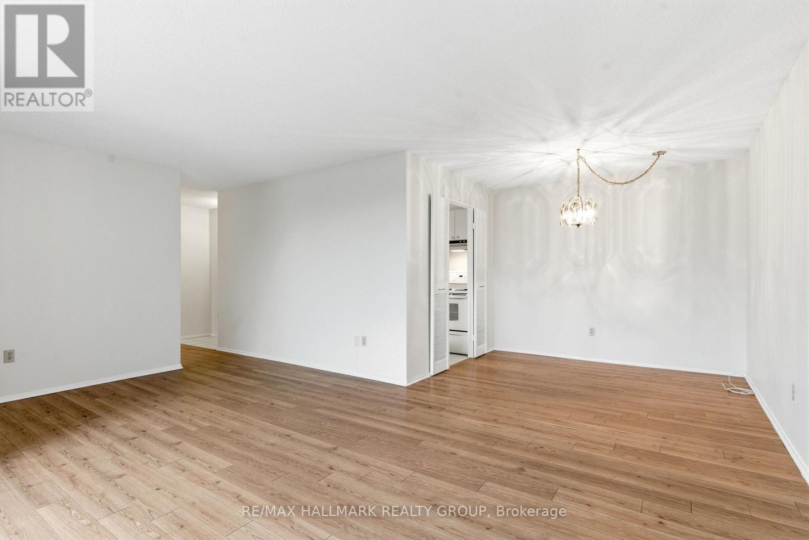 406 - 1025 Richmond Road