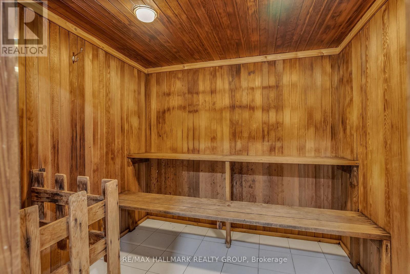 406 - 1025 Richmond Road