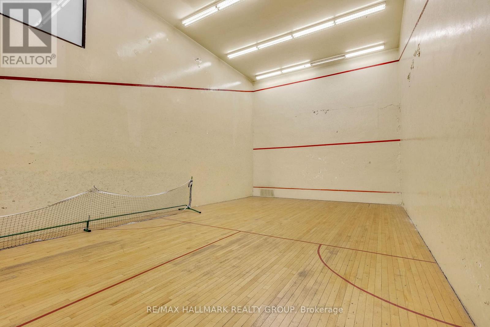 406 - 1025 Richmond Road