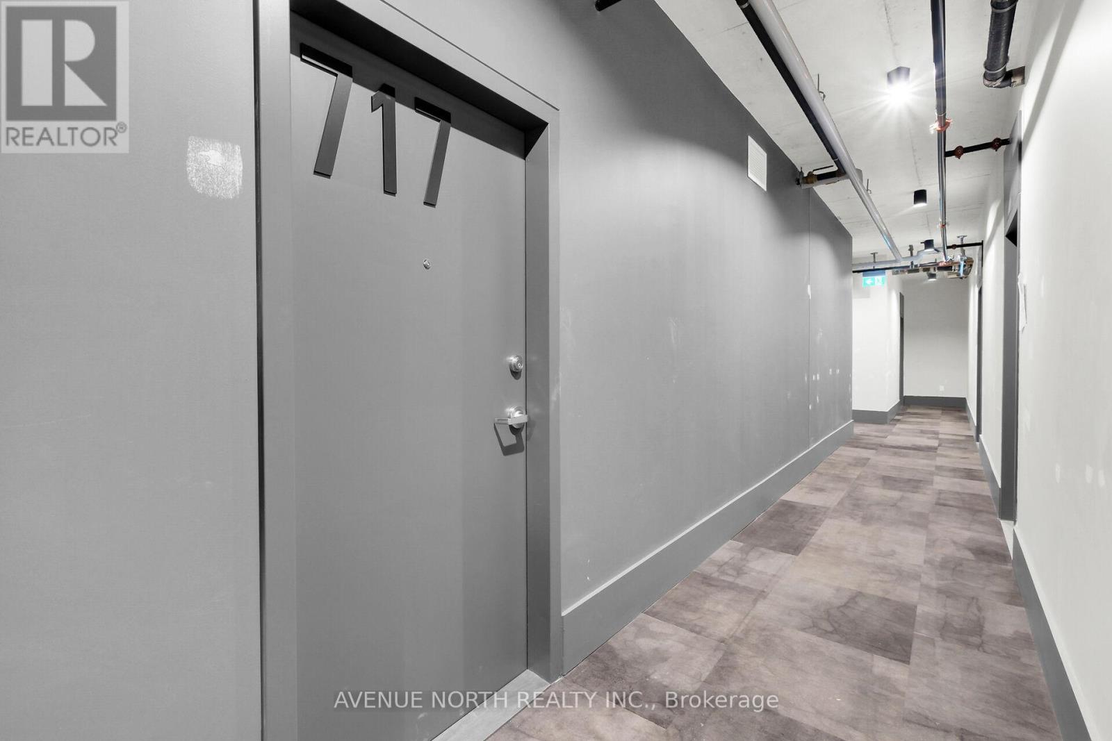 717 - 10 James Street