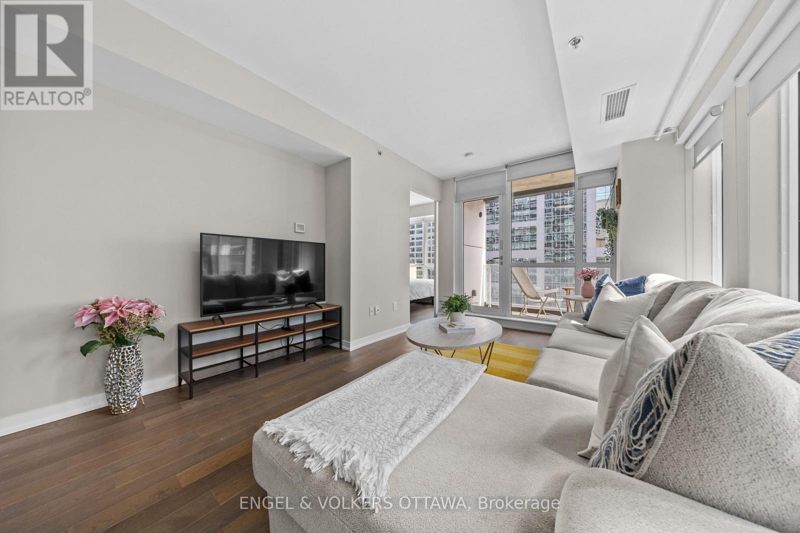 709 - 199 Slater Street