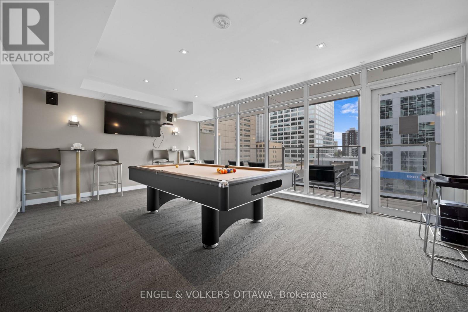 709 - 199 Slater Street