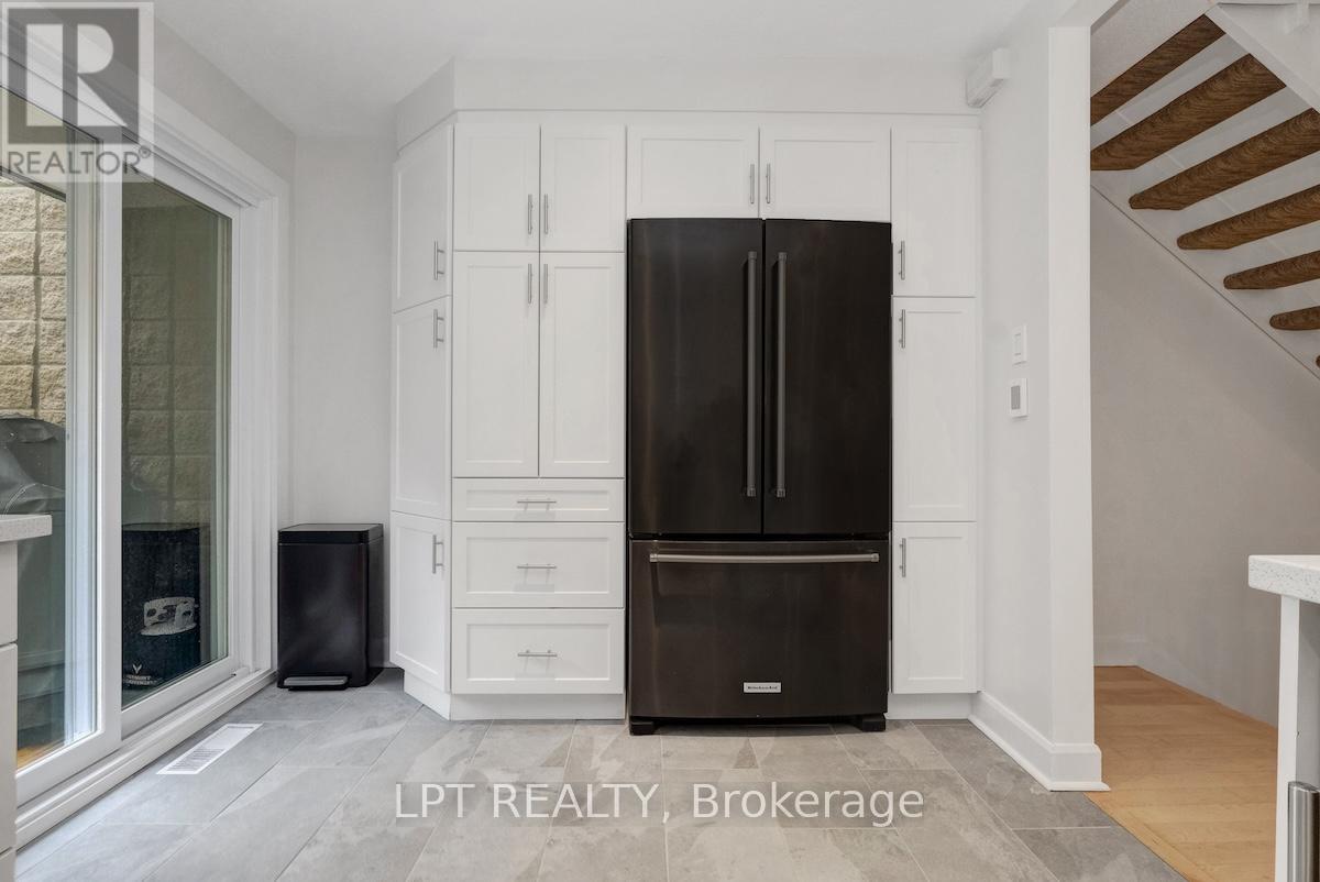 327 St Andrew Street