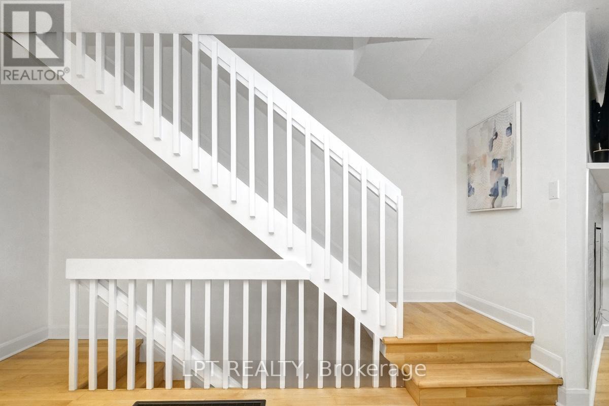 327 St Andrew Street