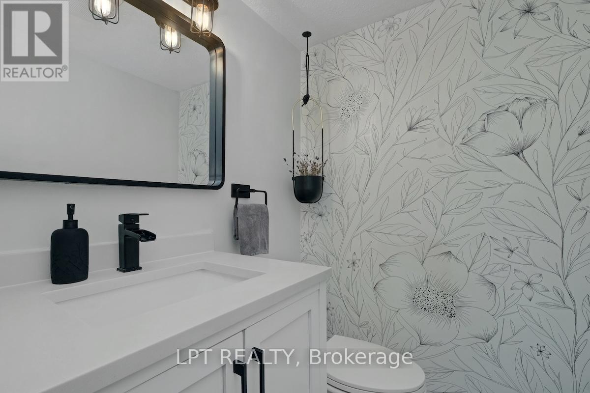 327 St Andrew Street