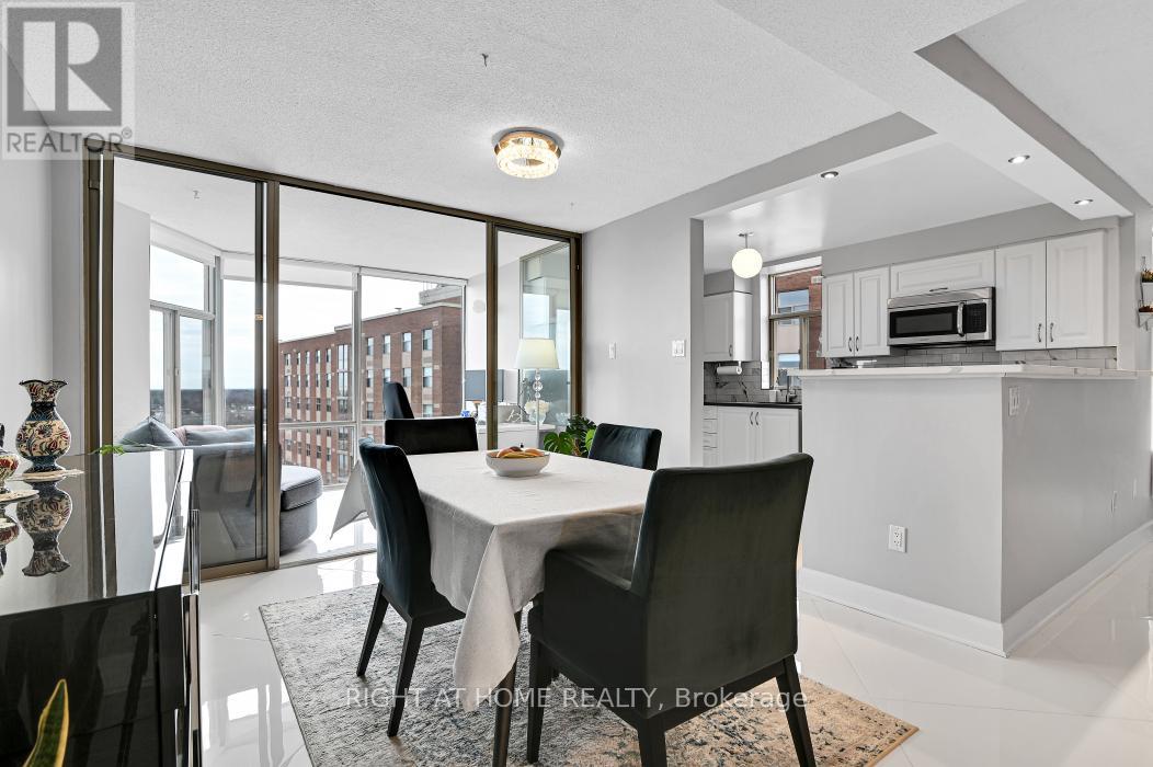 1703 - 2759 Carousel Crescent