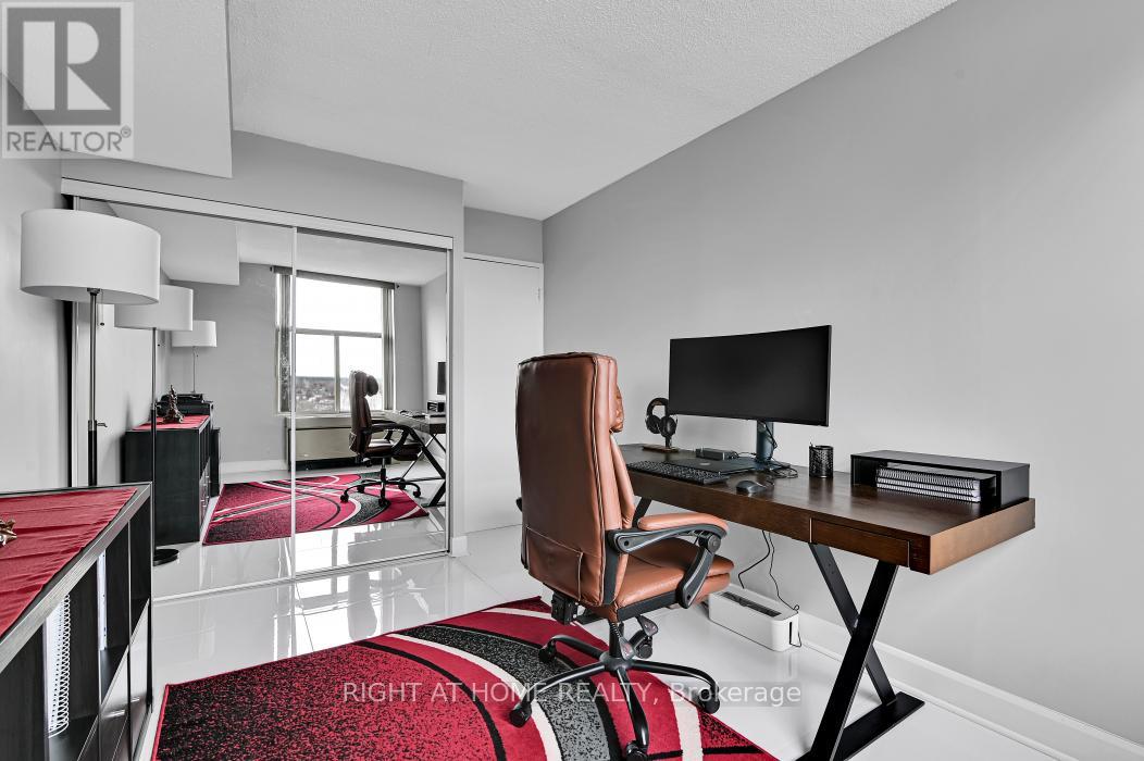 1703 - 2759 Carousel Crescent