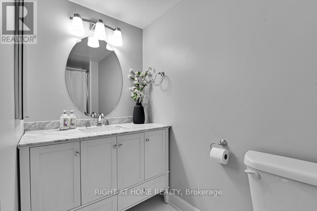 1703 - 2759 Carousel Crescent