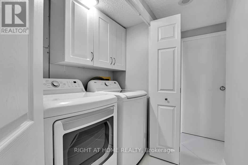 1703 - 2759 Carousel Crescent