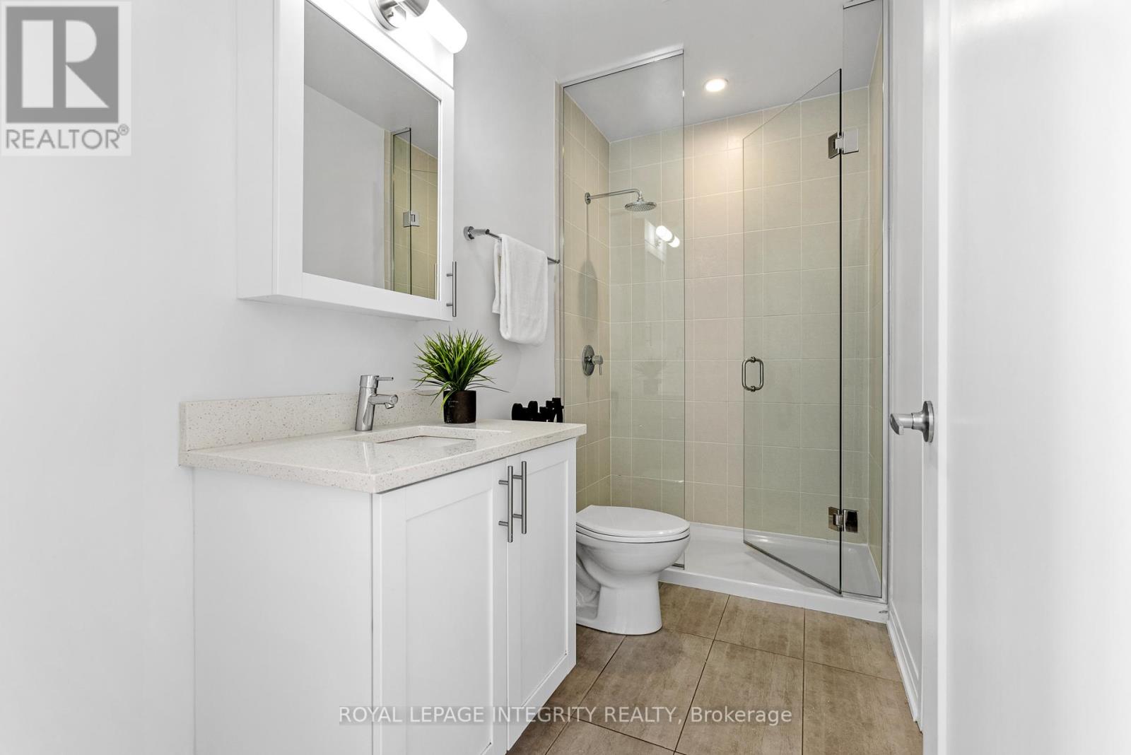 3505 - 805 Carling Avenue