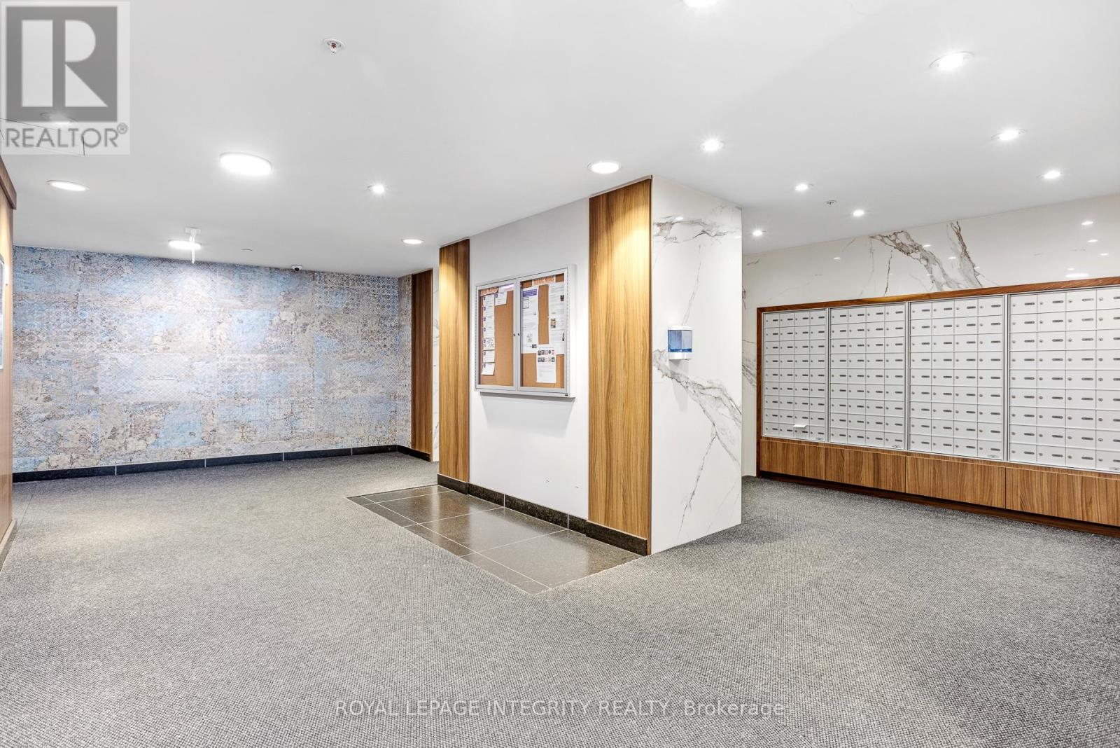 3505 - 805 Carling Avenue