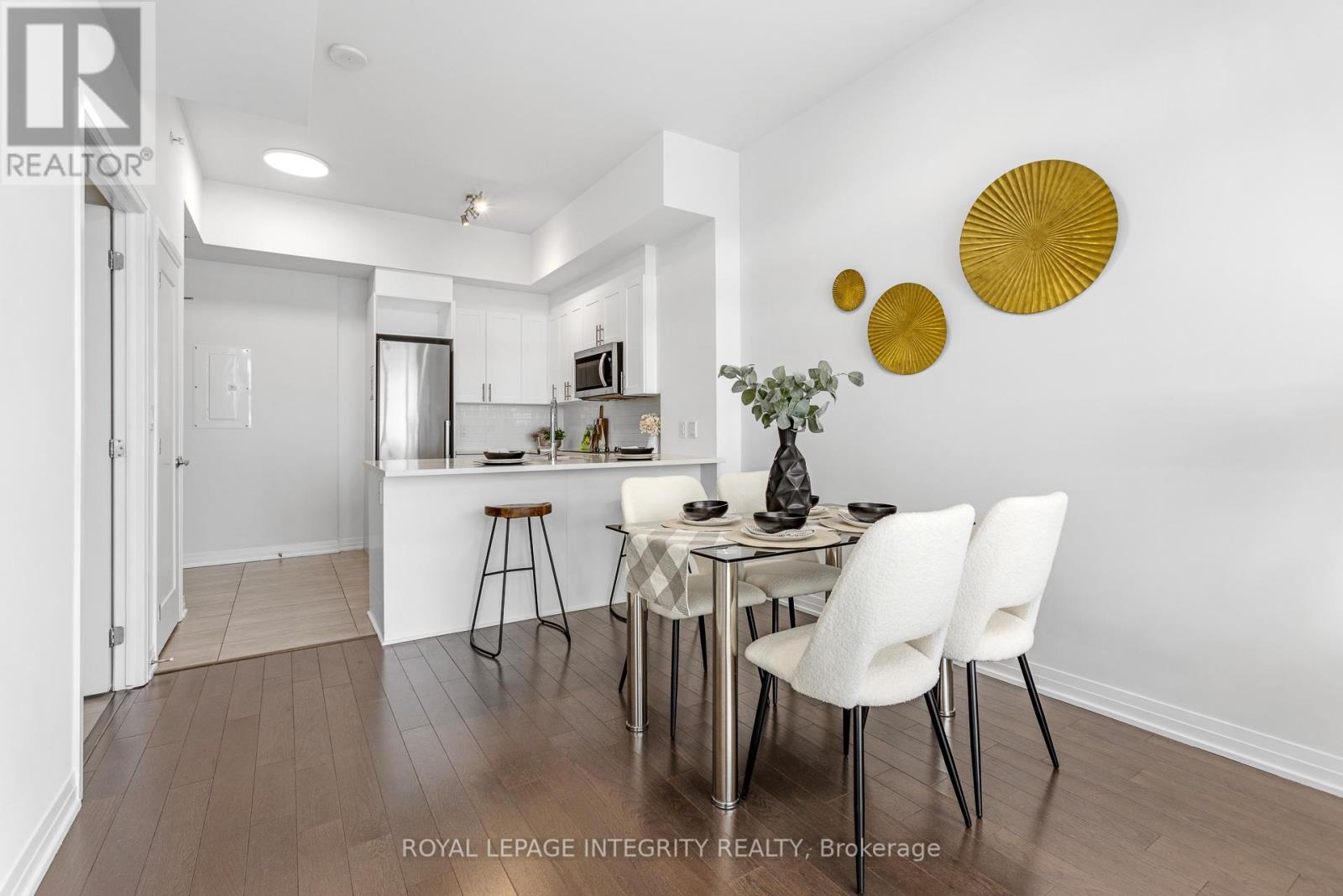 3505 - 805 Carling Avenue