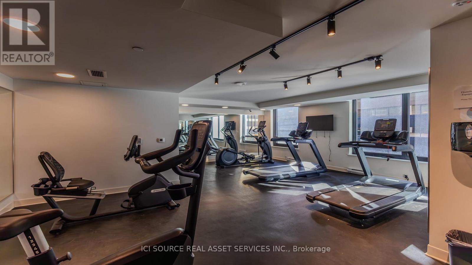 1110 - 340 Queen Street