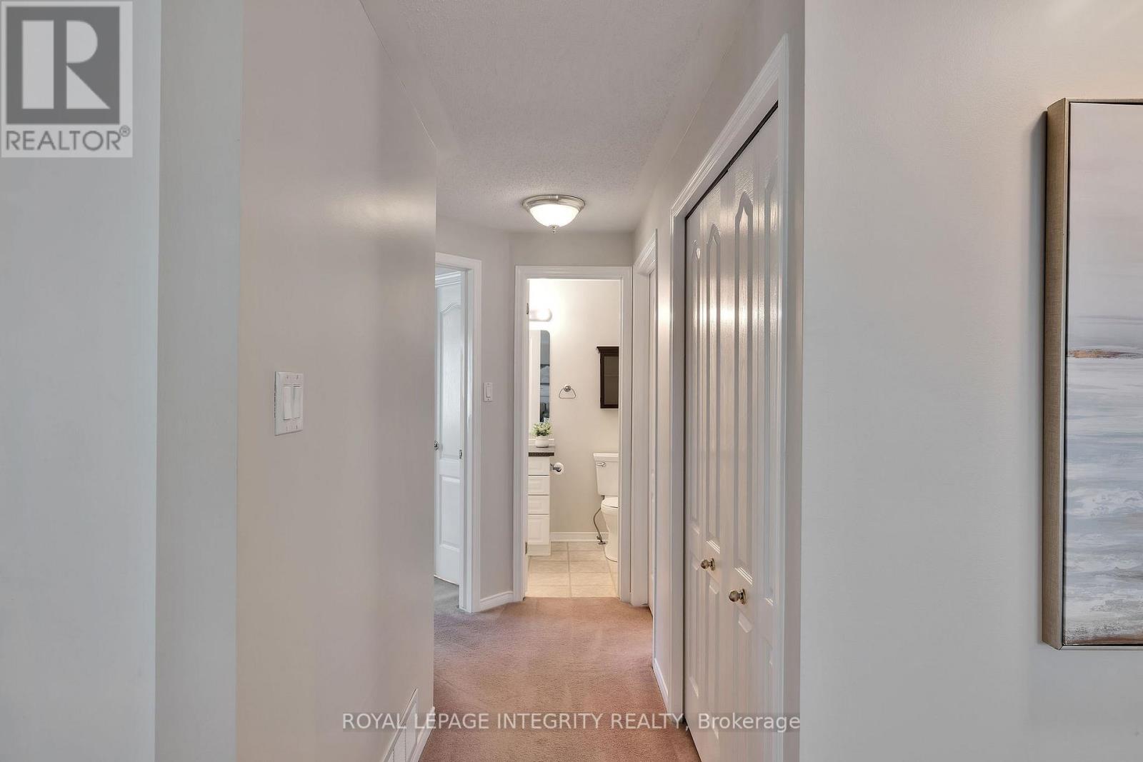 B - 10 Daybreak Street