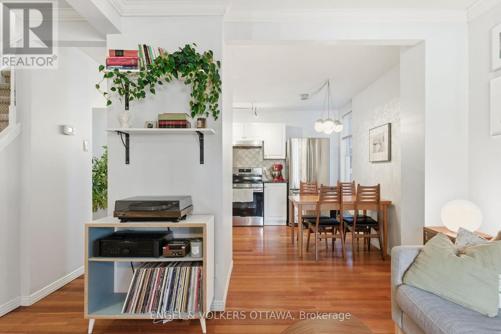 364 Arlington Avenue