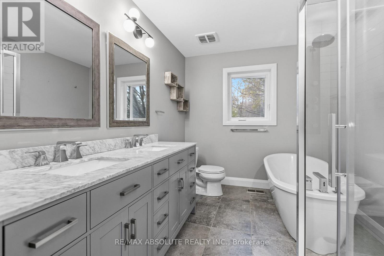 15 Manchester Street