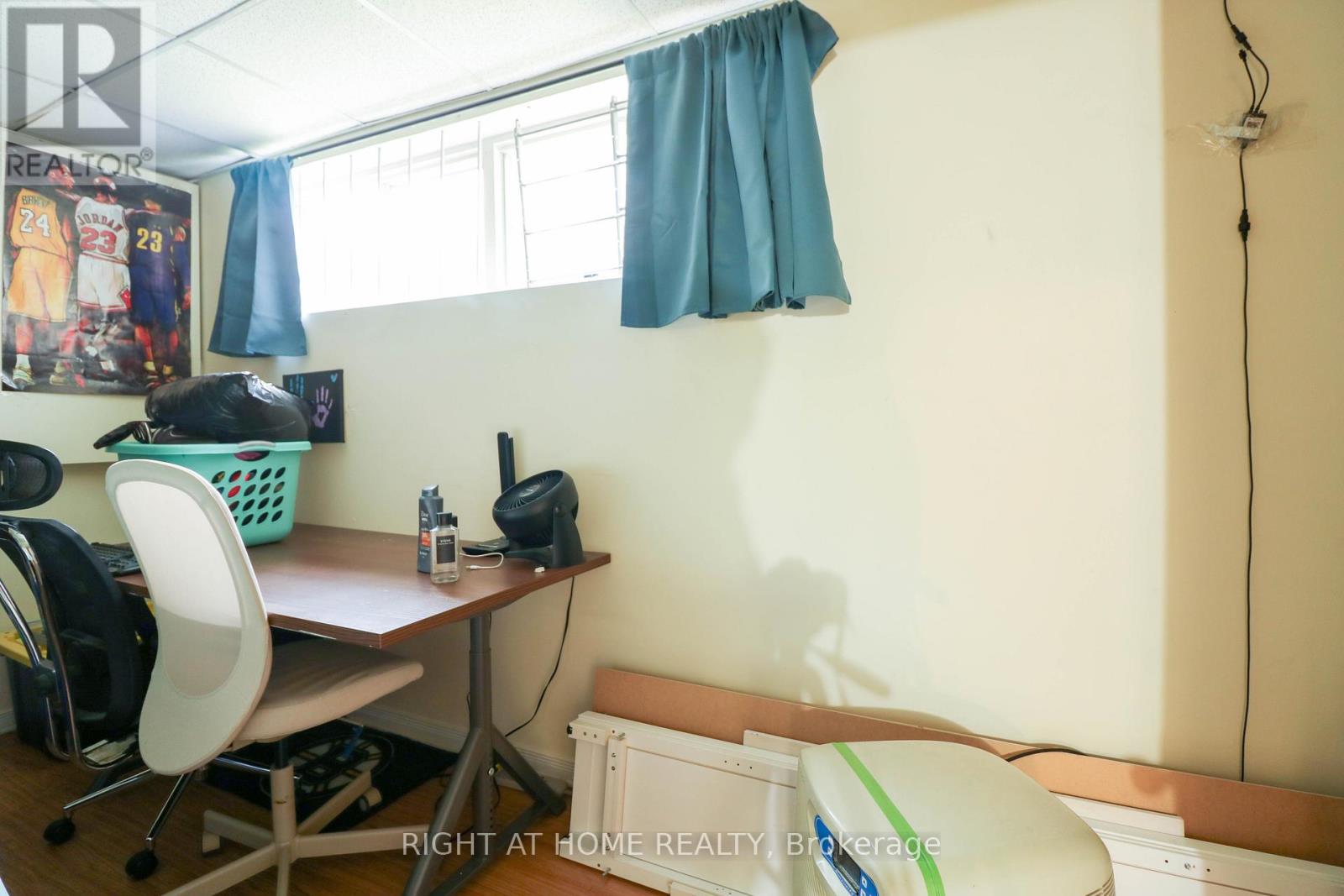 50 Fireside Crescent