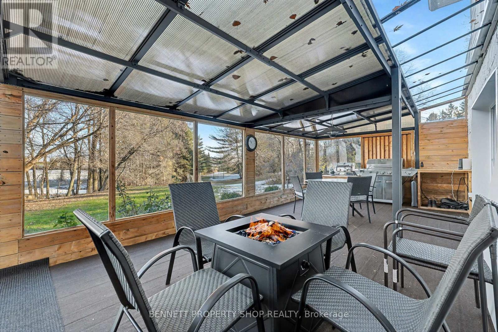 6070 Fourth Line Road