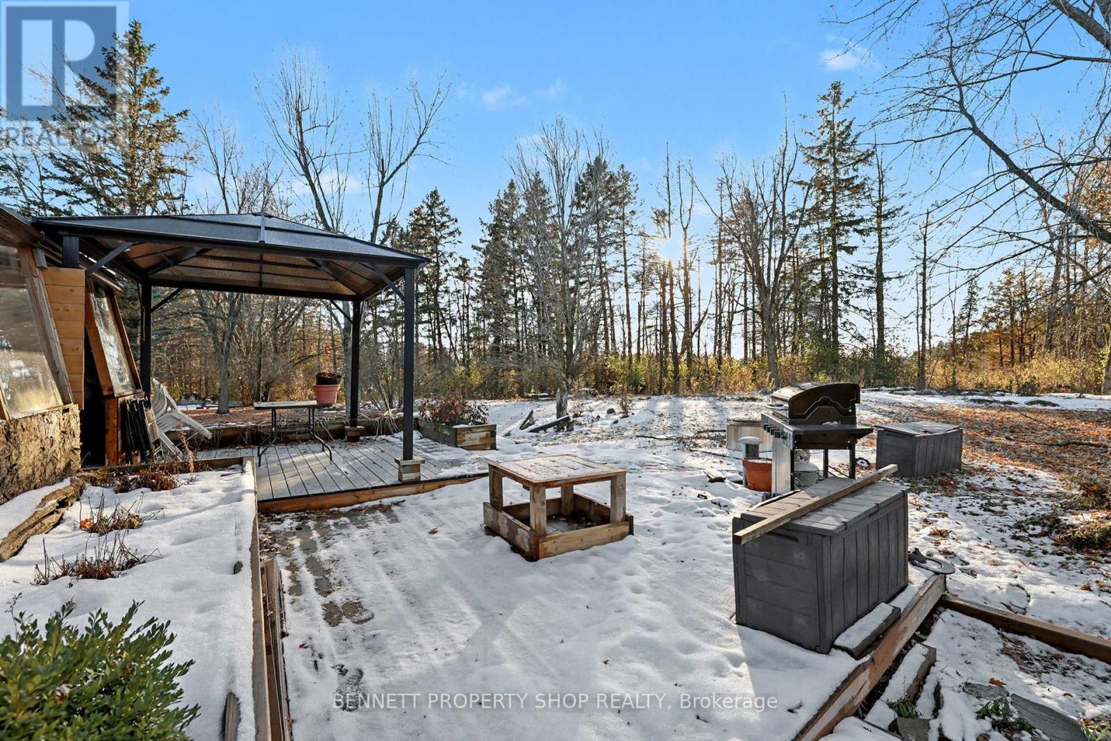 6070 Fourth Line Road