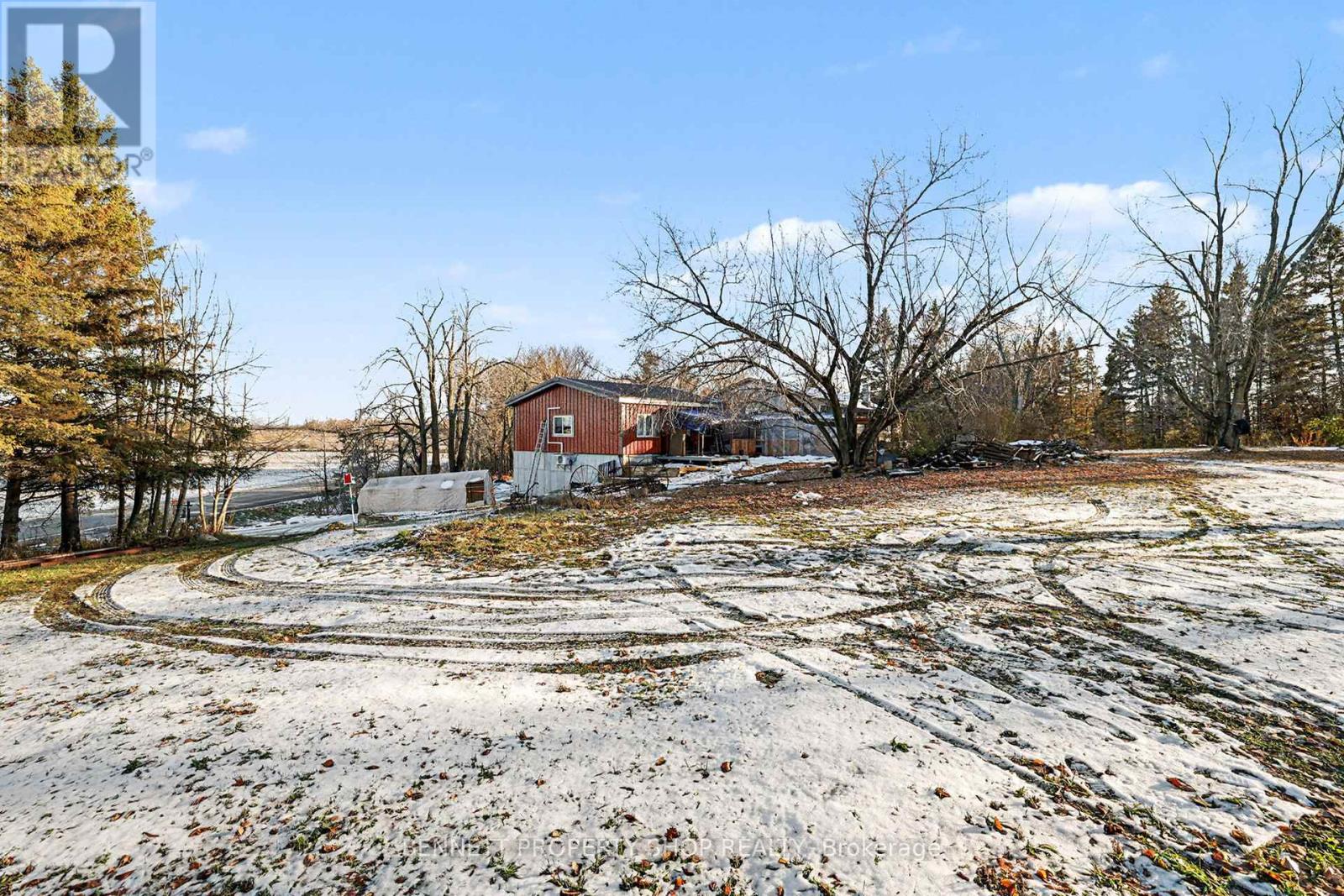 6070 Fourth Line Road