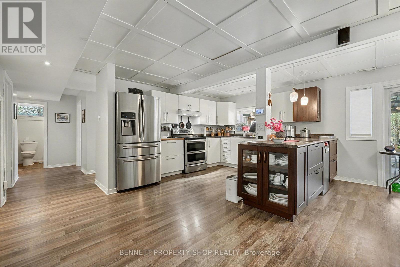 6070 Fourth Line Road