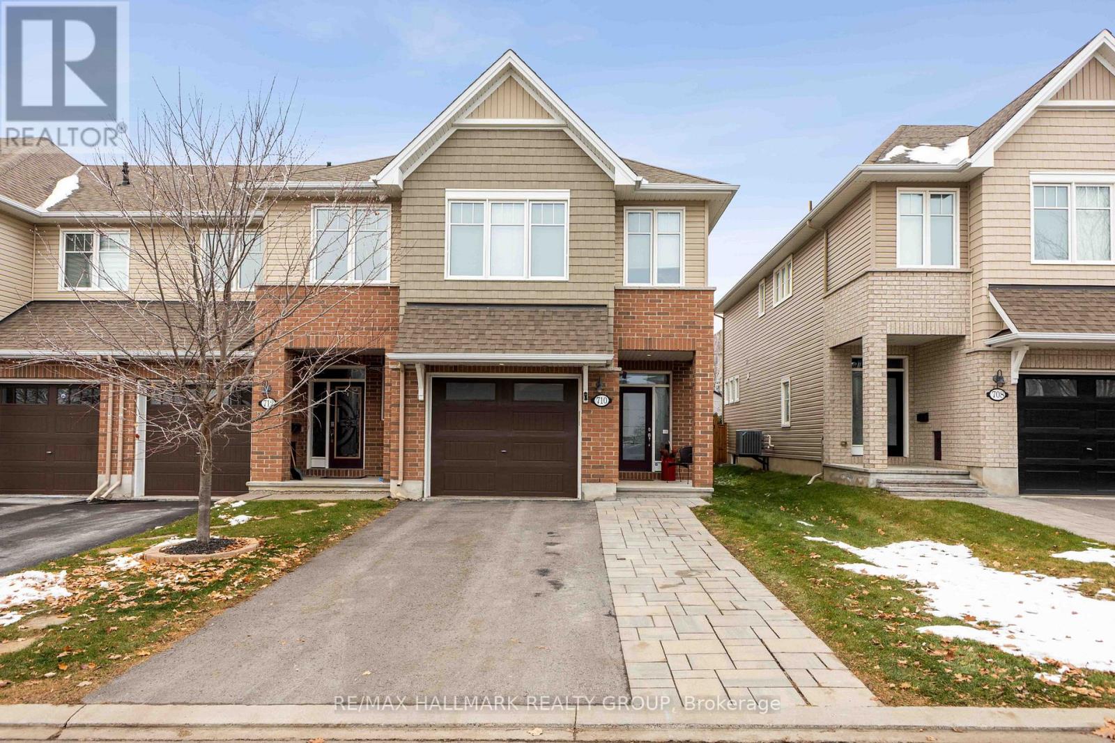 710 Rue Du Cartographe Street