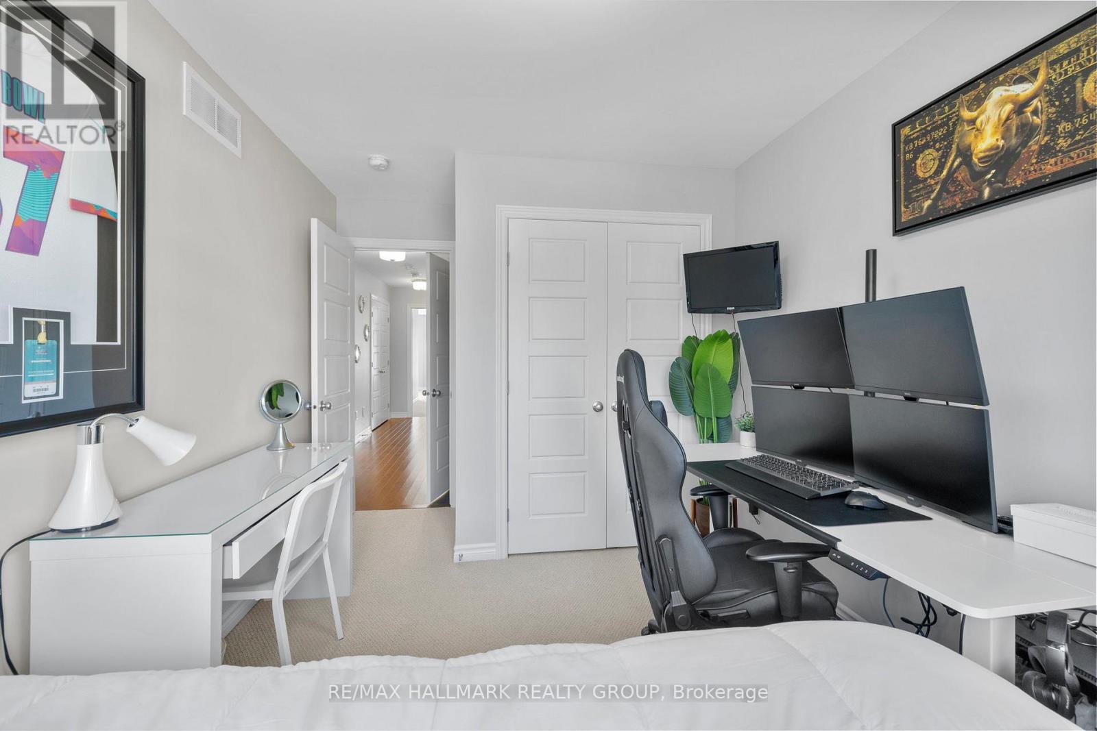 710 Rue Du Cartographe Street