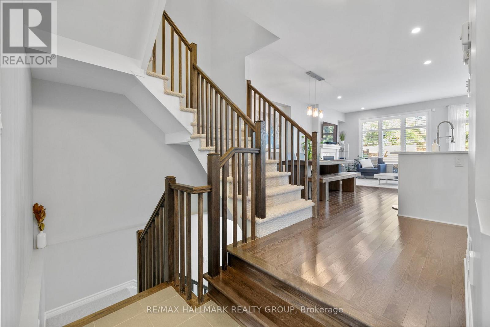 710 Rue Du Cartographe Street