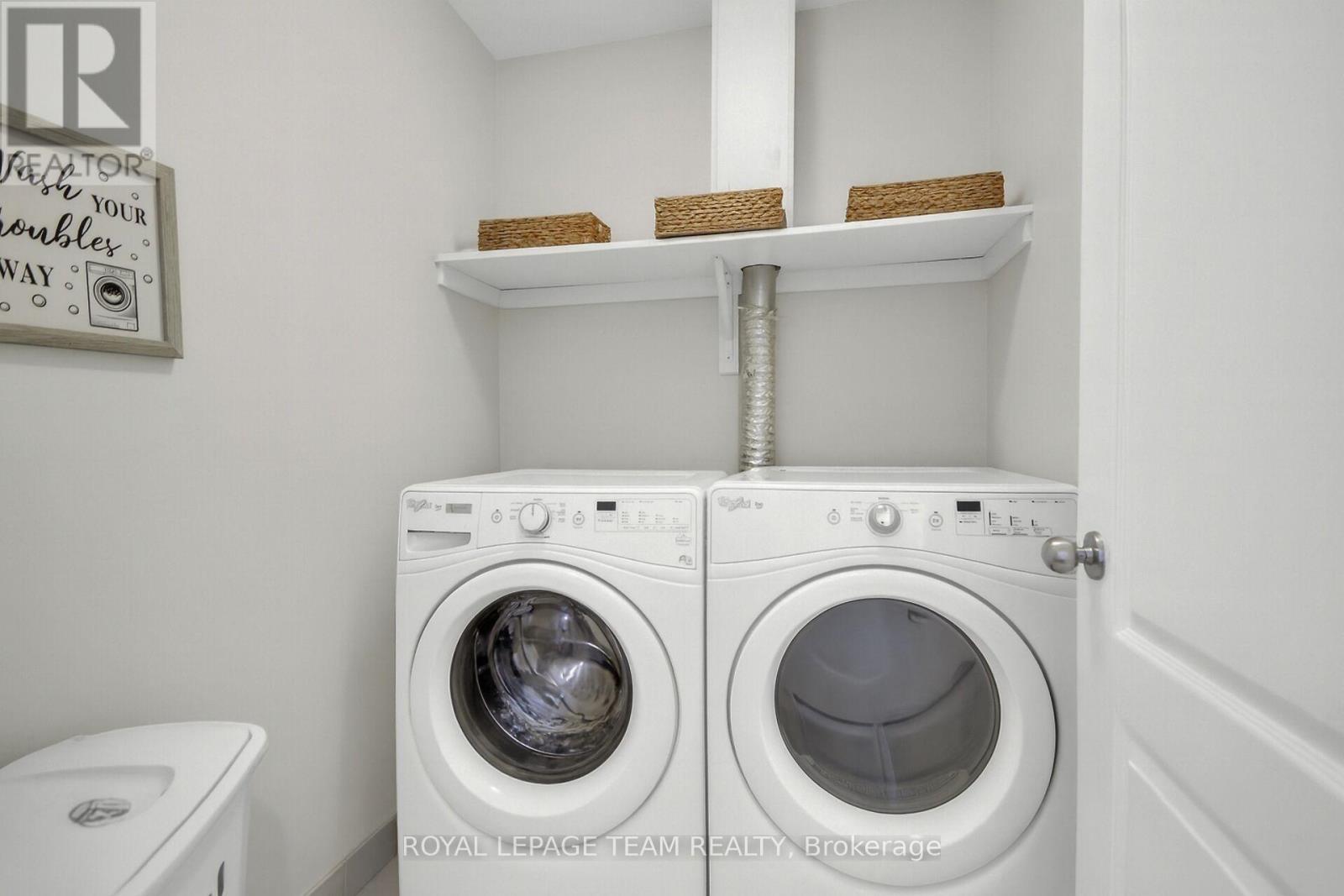 1024 Northgraves Crescent