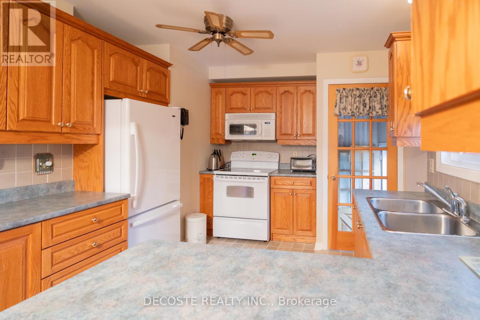 20676 Glen Robertson Road