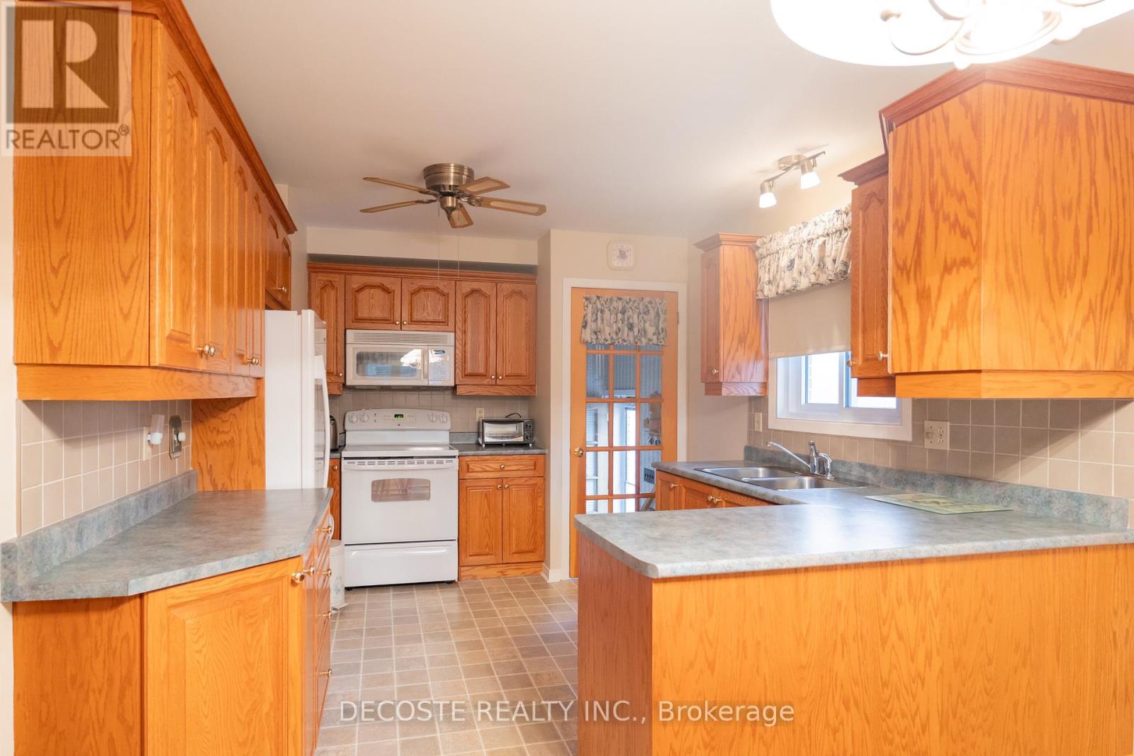 20676 Glen Robertson Road