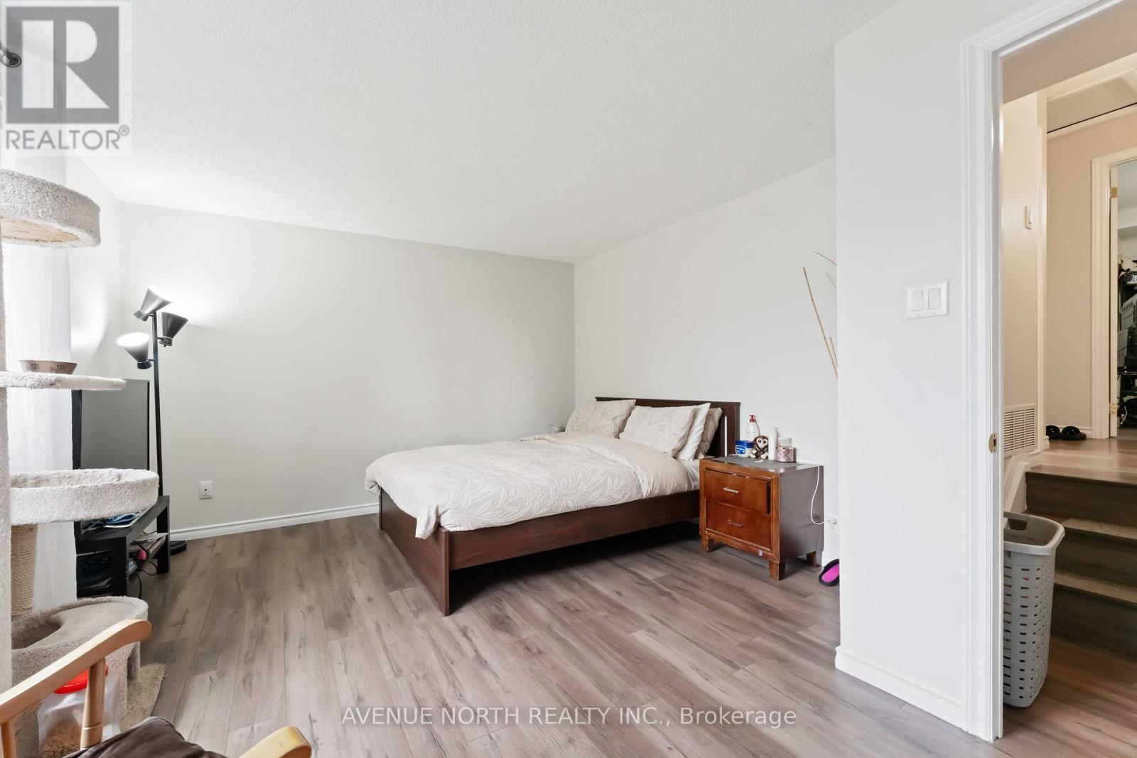 32 - 1741 Lamoureux Drive