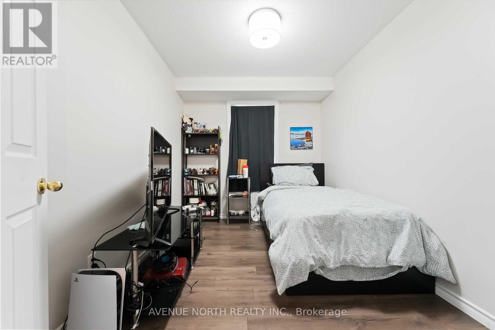 32 - 1741 Lamoureux Drive