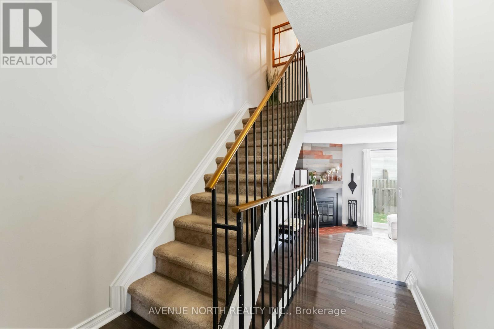 32 - 1741 Lamoureux Drive