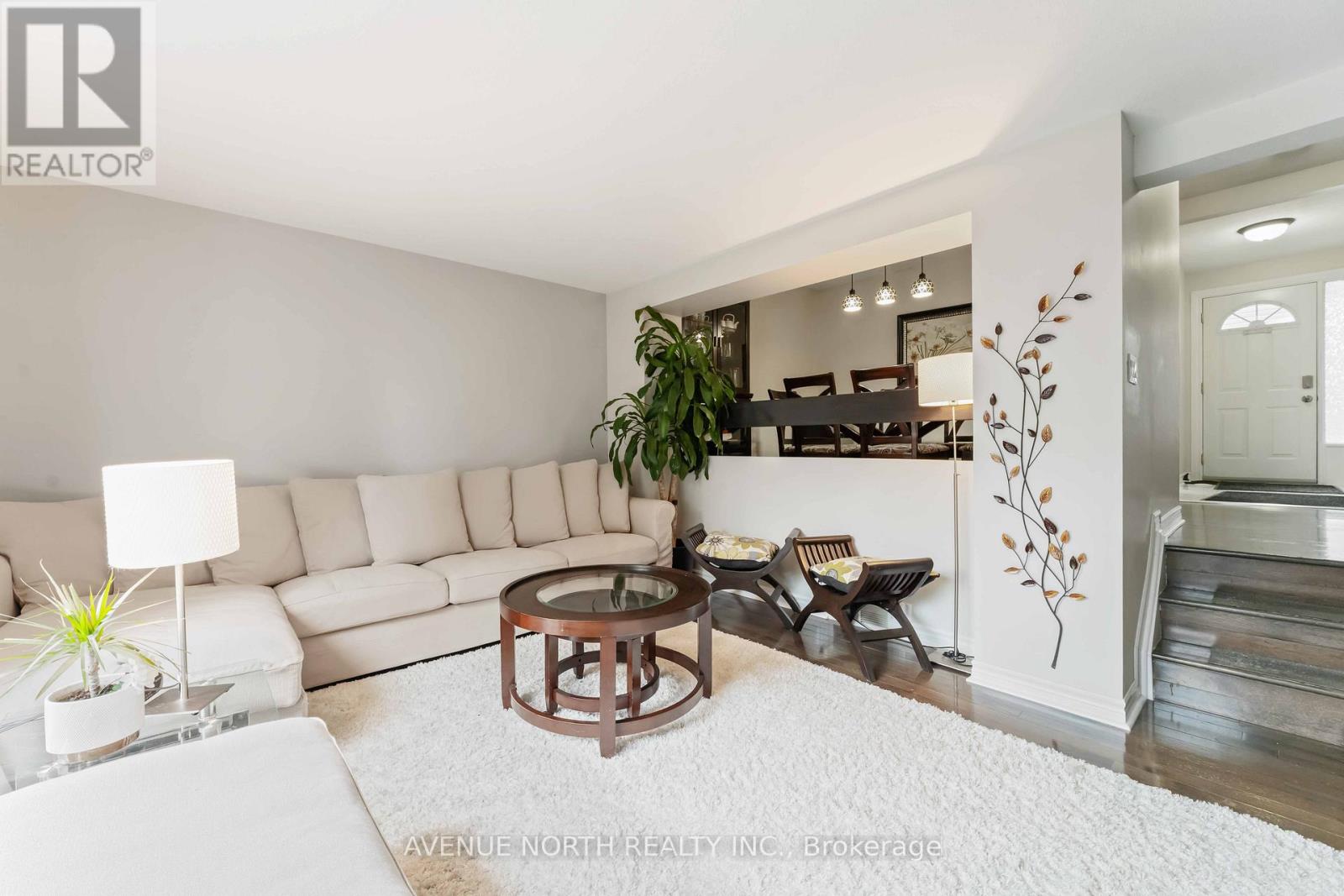 32 - 1741 Lamoureux Drive