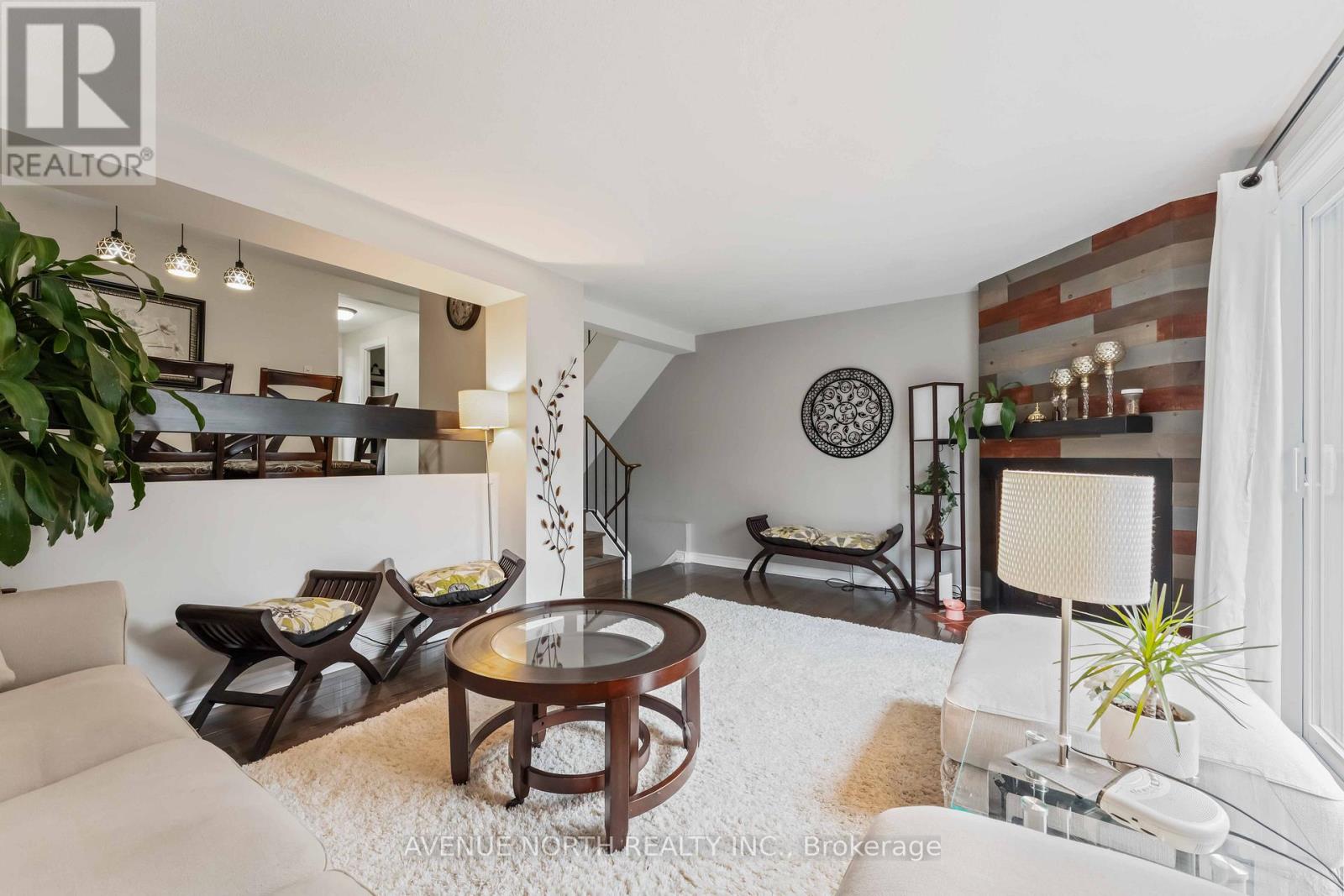 32 - 1741 Lamoureux Drive