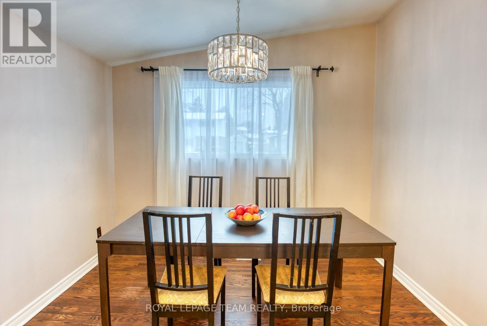 2010 Featherston Drive