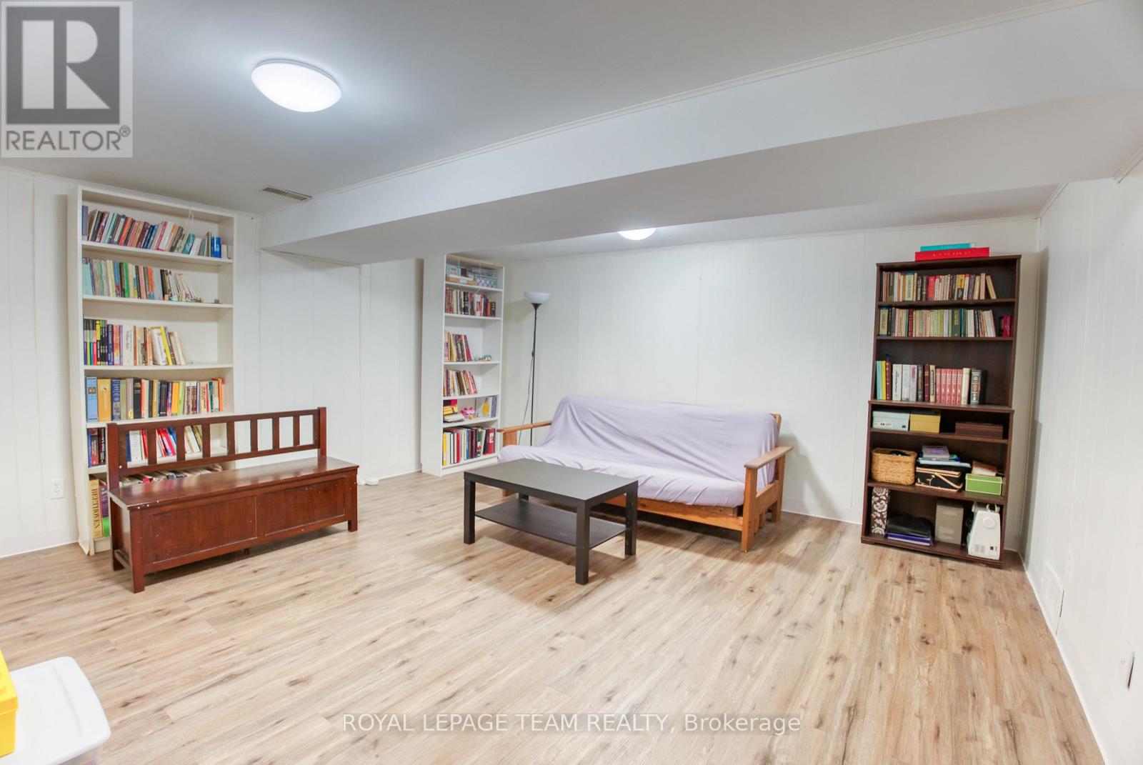 2010 Featherston Drive