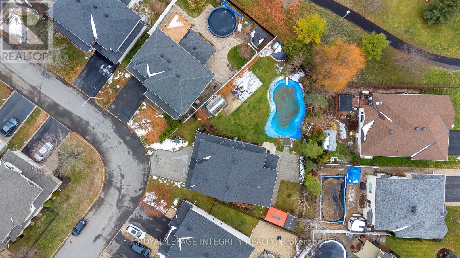 607 Devonwood Circle