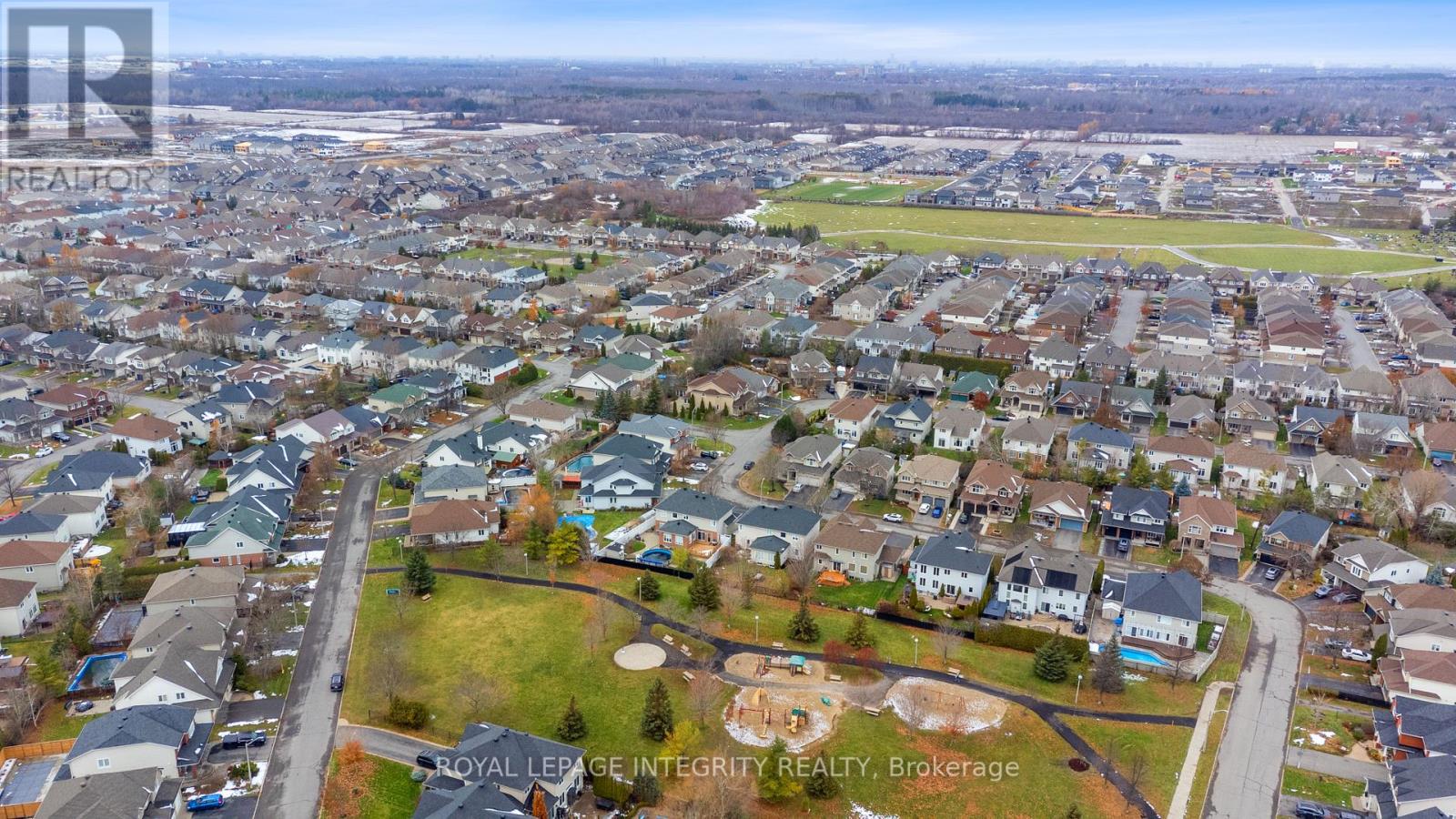 607 Devonwood Circle