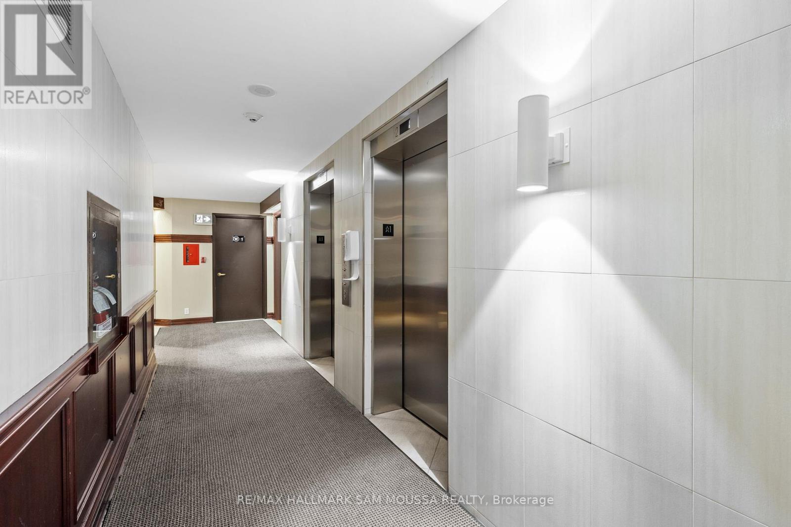 504 - 3105 Carling Avenue