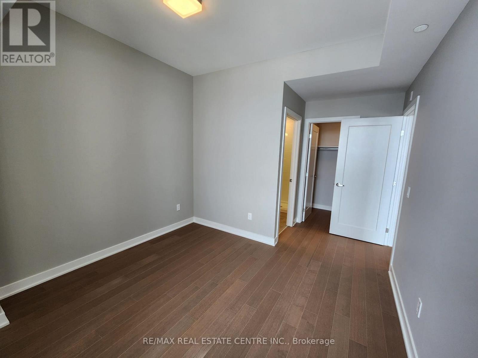 608 - 360 Deschatelets Avenue