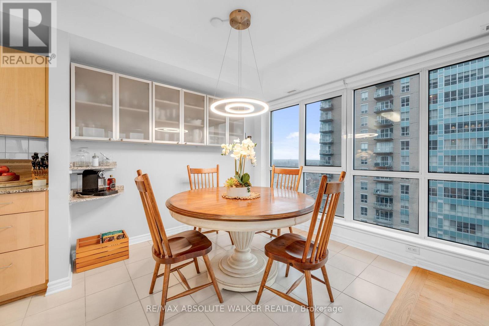 1002 - 70 Landry Street