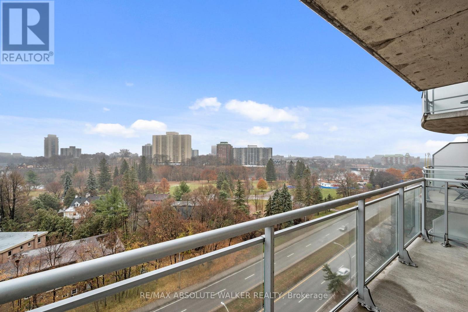 1002 - 70 Landry Street