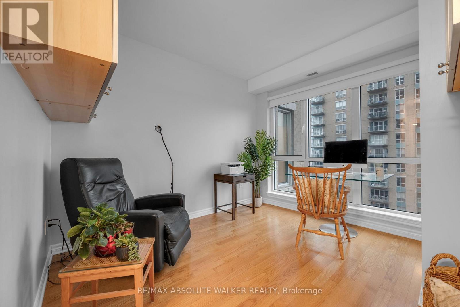 1002 - 70 Landry Street