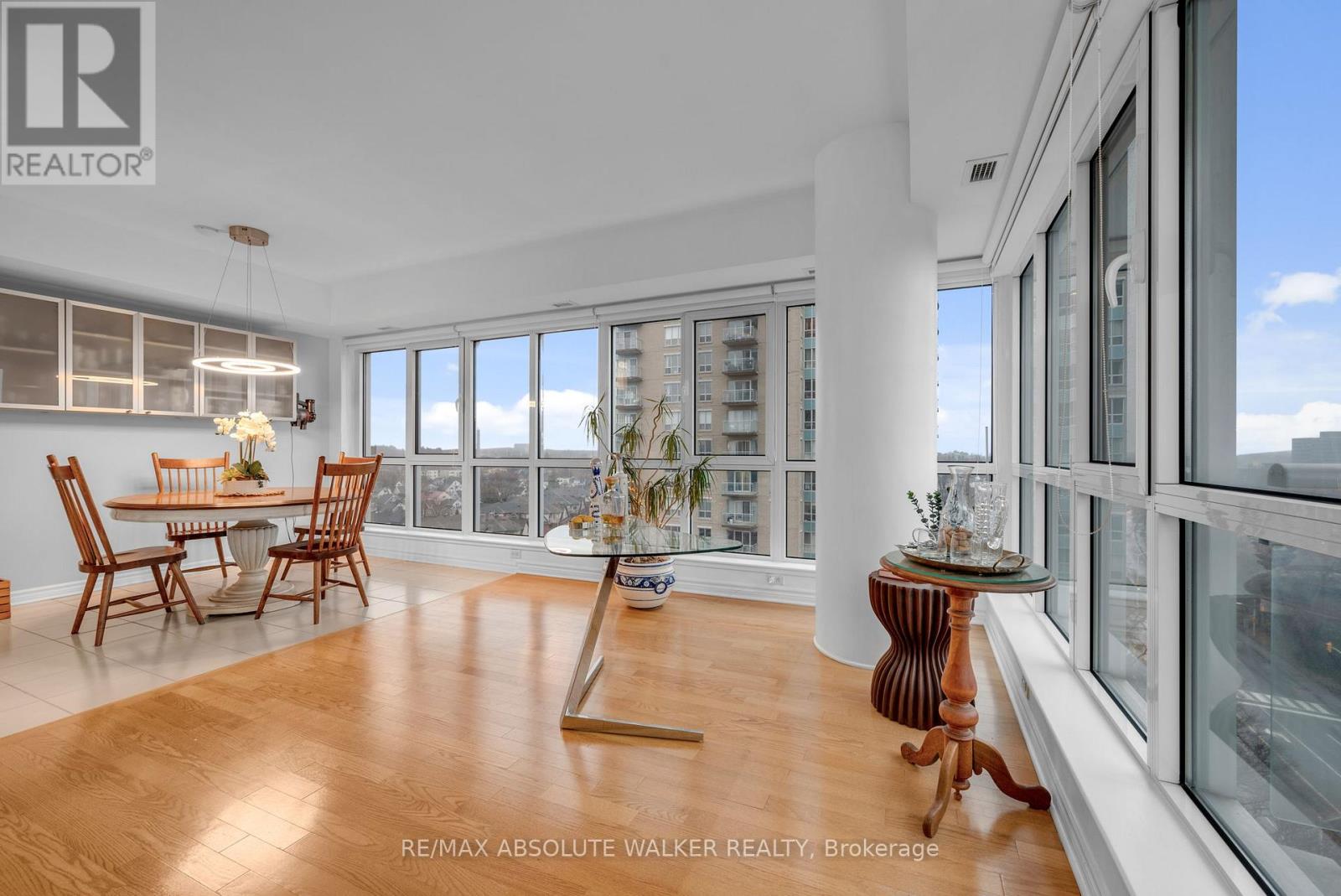 1002 - 70 Landry Street