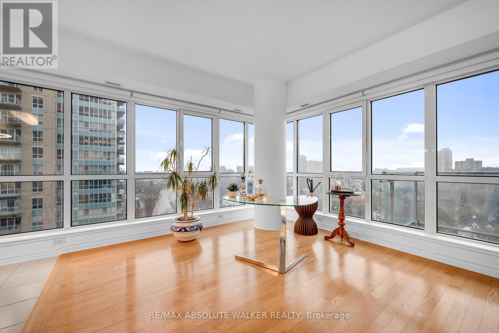 1002 - 70 Landry Street