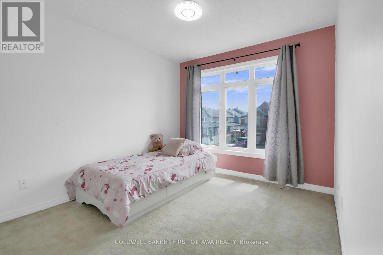 168 Hawkshaw Crescent