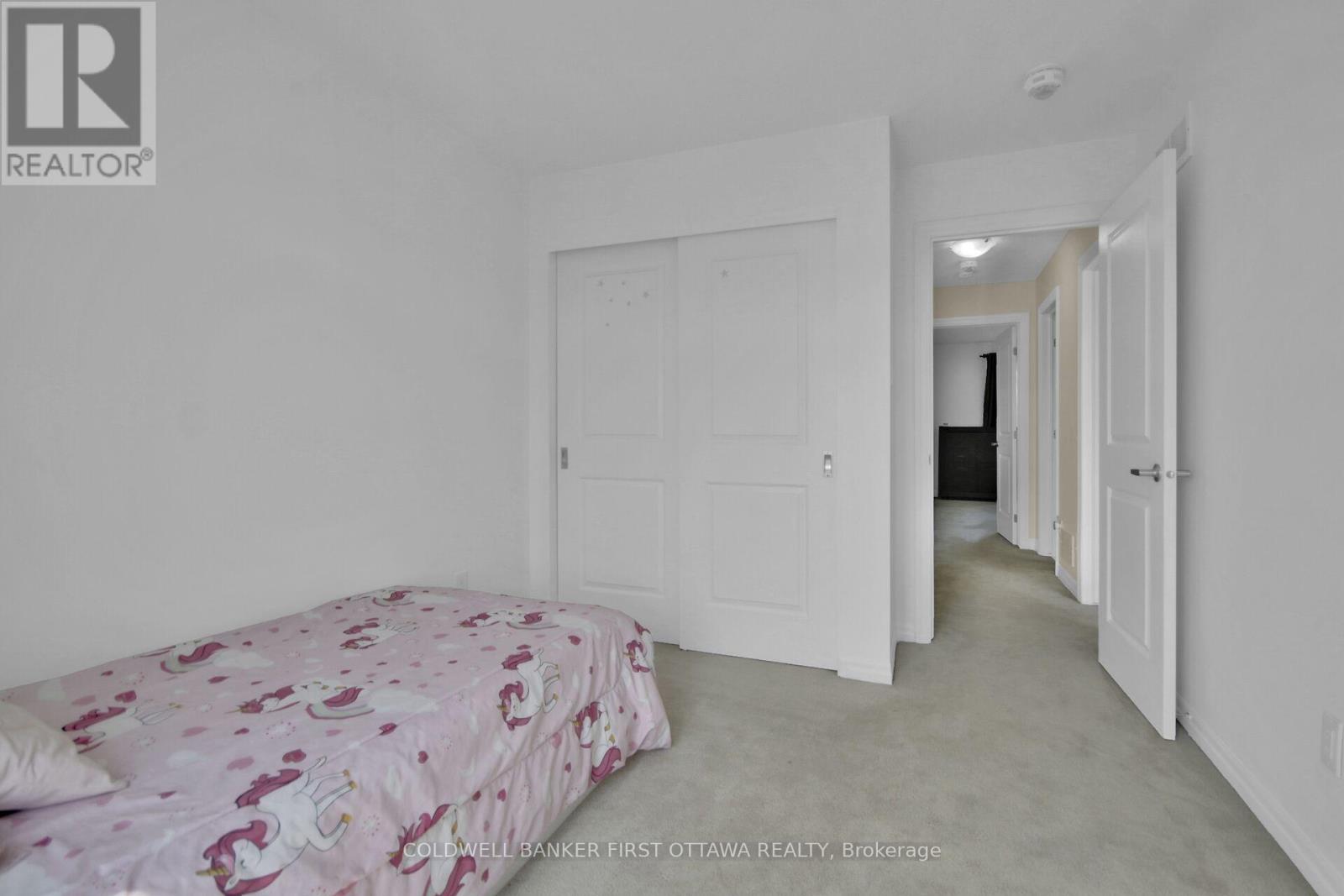 168 Hawkshaw Crescent