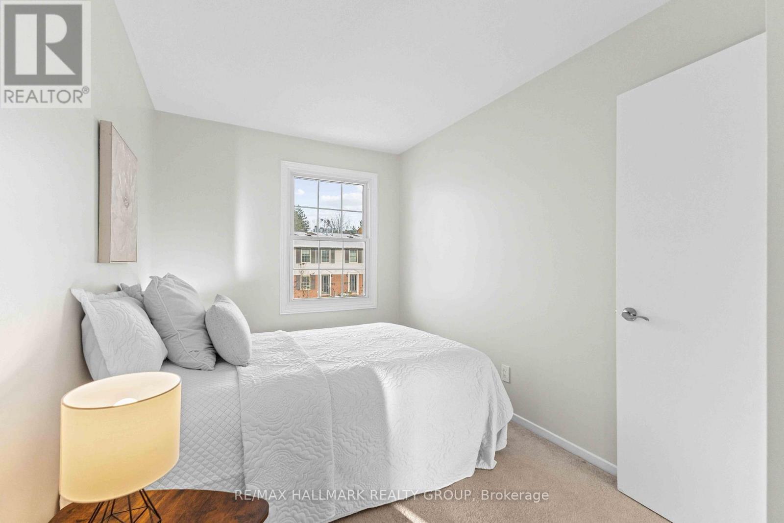 11 - 1160 Shillington Avenue